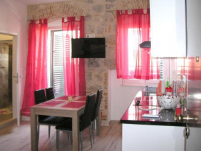 Apartmani KLARA i GRACIA